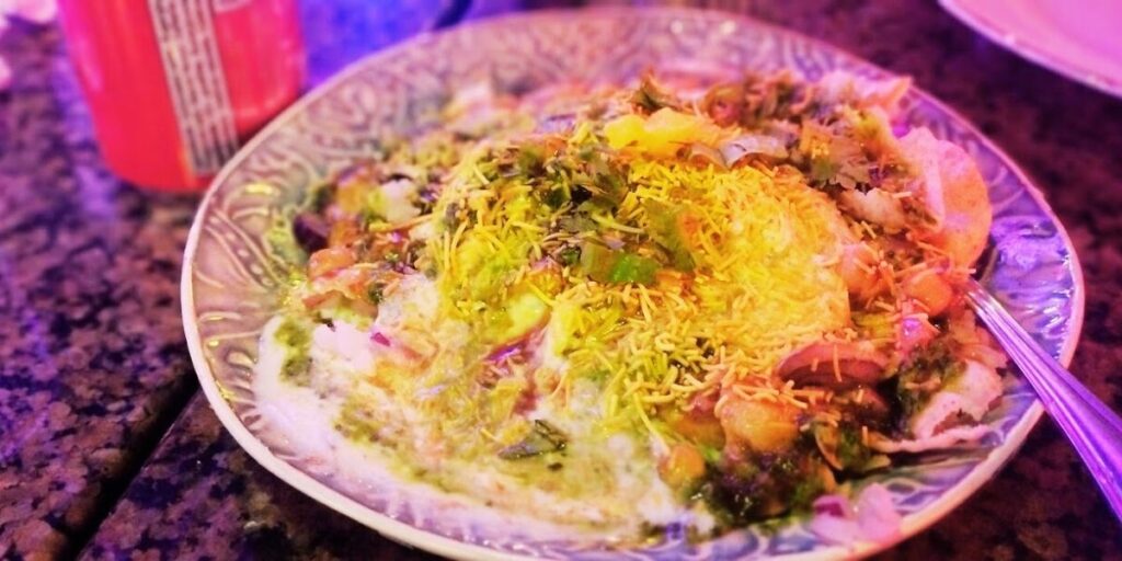 aloo tikki chaat